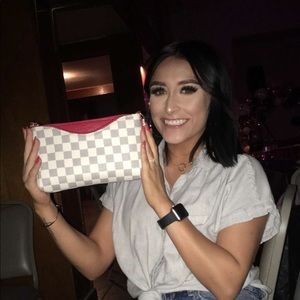 Meet your Posher, Galilea